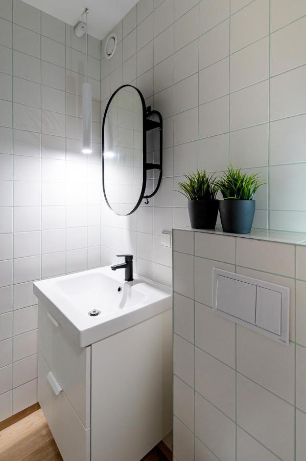 Ferienwohnung Uab Laisves Alejos Viesbutis Kaunas Exterior foto
